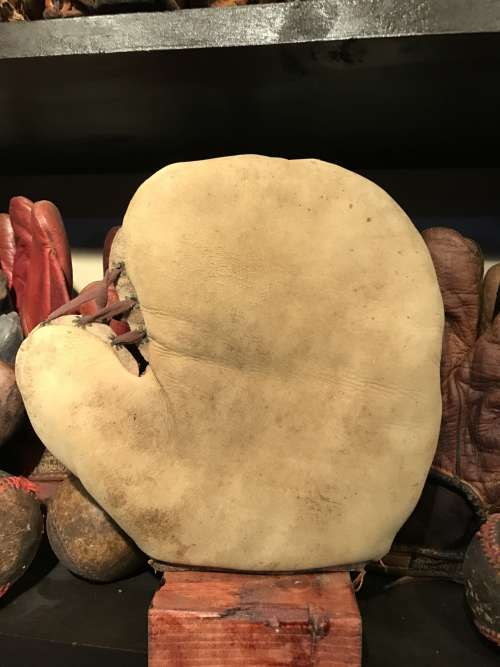 A.J. Reach Fielders Mitt Front